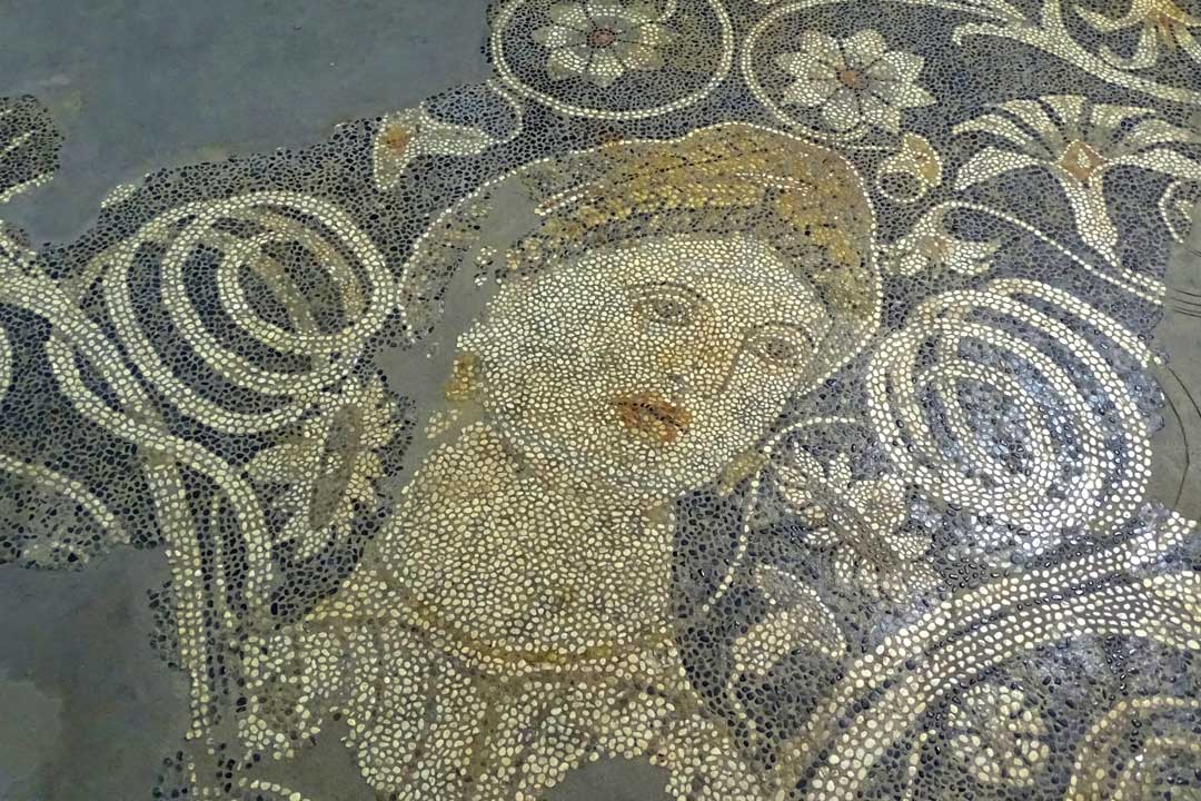 Durazzo-Detail_of_The_Beauty_of_Durres_Mosaic